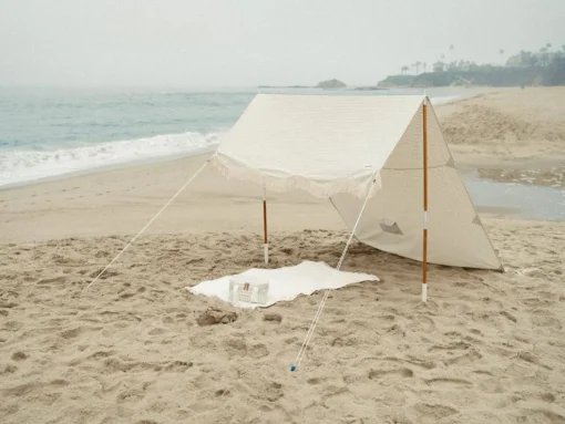 The Premium Beach Tent - Lauren'S Sage Stripe